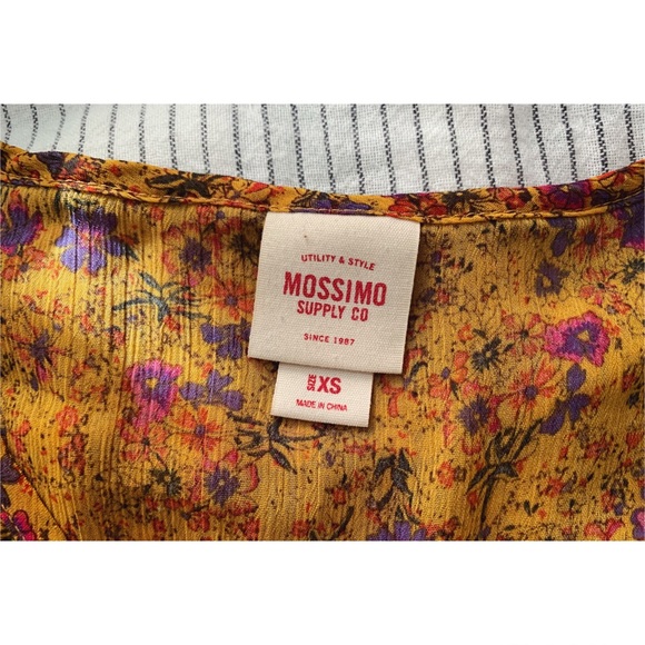 Mustard floral blouse with adjustable sleeves - Picture 4 of 6